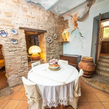 Dell'angelo * Palazzo (Umbria)